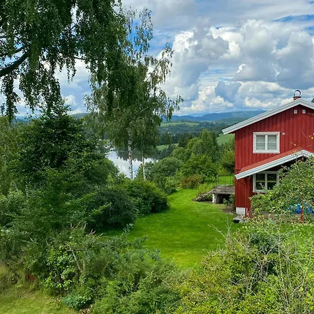Family House With View Near The Telemark Canal Feriehus *